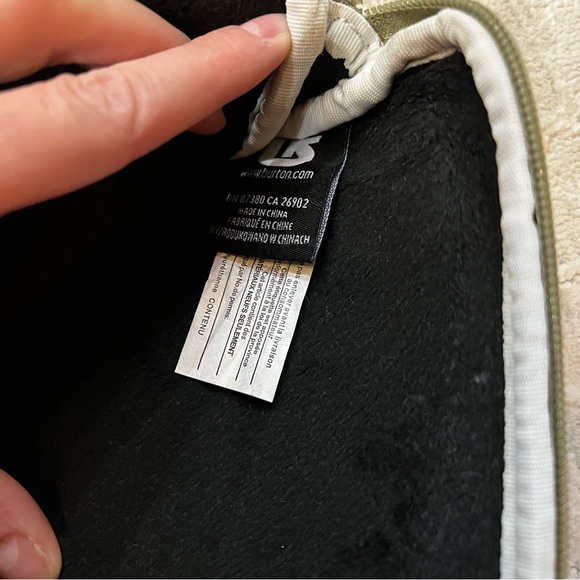 Burton | Pink Plaid Laptop Sleeve Case - Picture 4 of 7